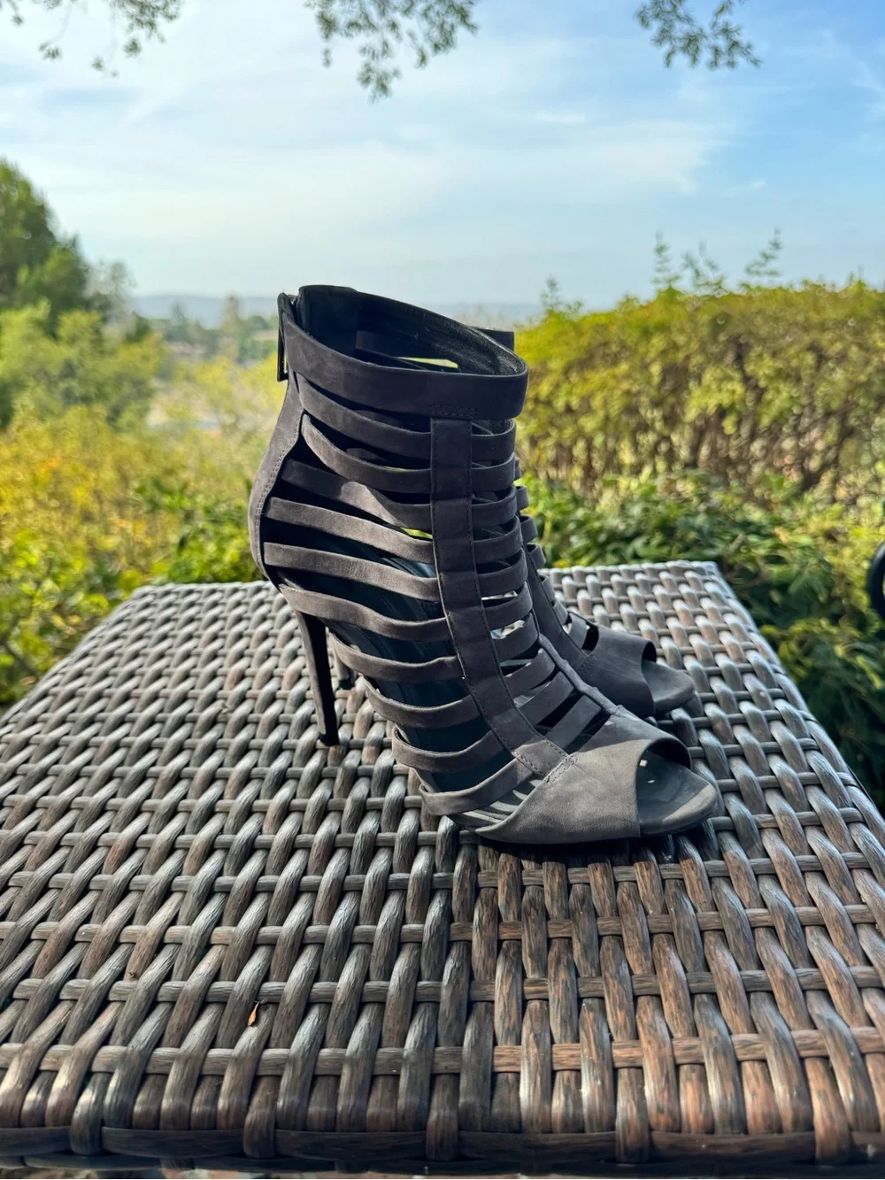SCHUTZ sexy strappy
